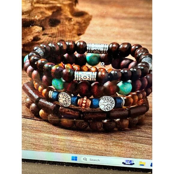 Bohemian Hippie Bracelet Set: Chic Wooden Beads & Coconut‎ Shell | 5-Piece Gift - Picture 2 of 10